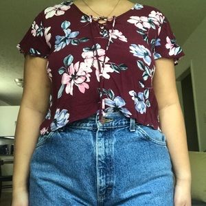 M Kendall & Kylie top